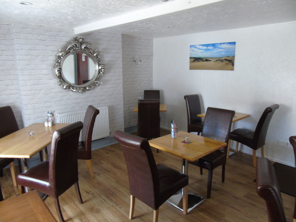 The Pembrey Country Inn Dış mekan fotoğraf